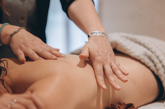 assage femme enceinte fontainebleau relaxation grossesse</p>
<p>👉<br />
massage post natal fontainebleau bien etre maman